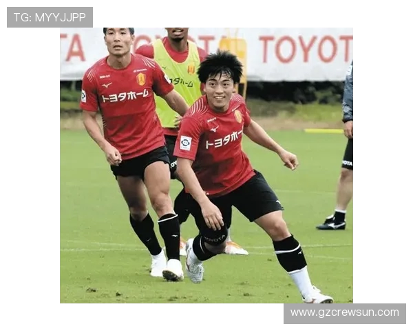 大板樱花与广岛三箭的激烈对决展现日本足球的魅力与激情